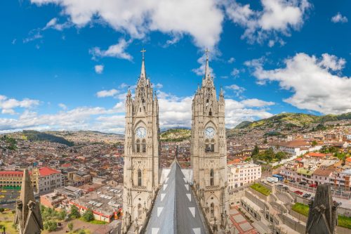 Basilika Del Voto Nacional Quito Shutterstock 1032908749